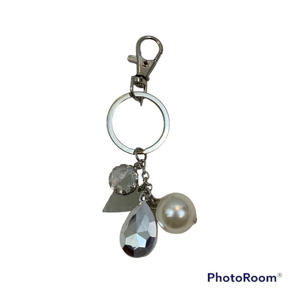New withoutΒ Tags 4βCharmβ Keychain Silverβ4β